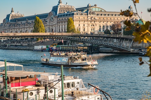 Bateau privé sur la Seine à Paris